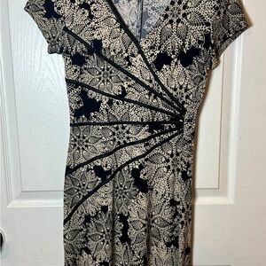 Connected Apparel Black and Cream Lace Midi Dress